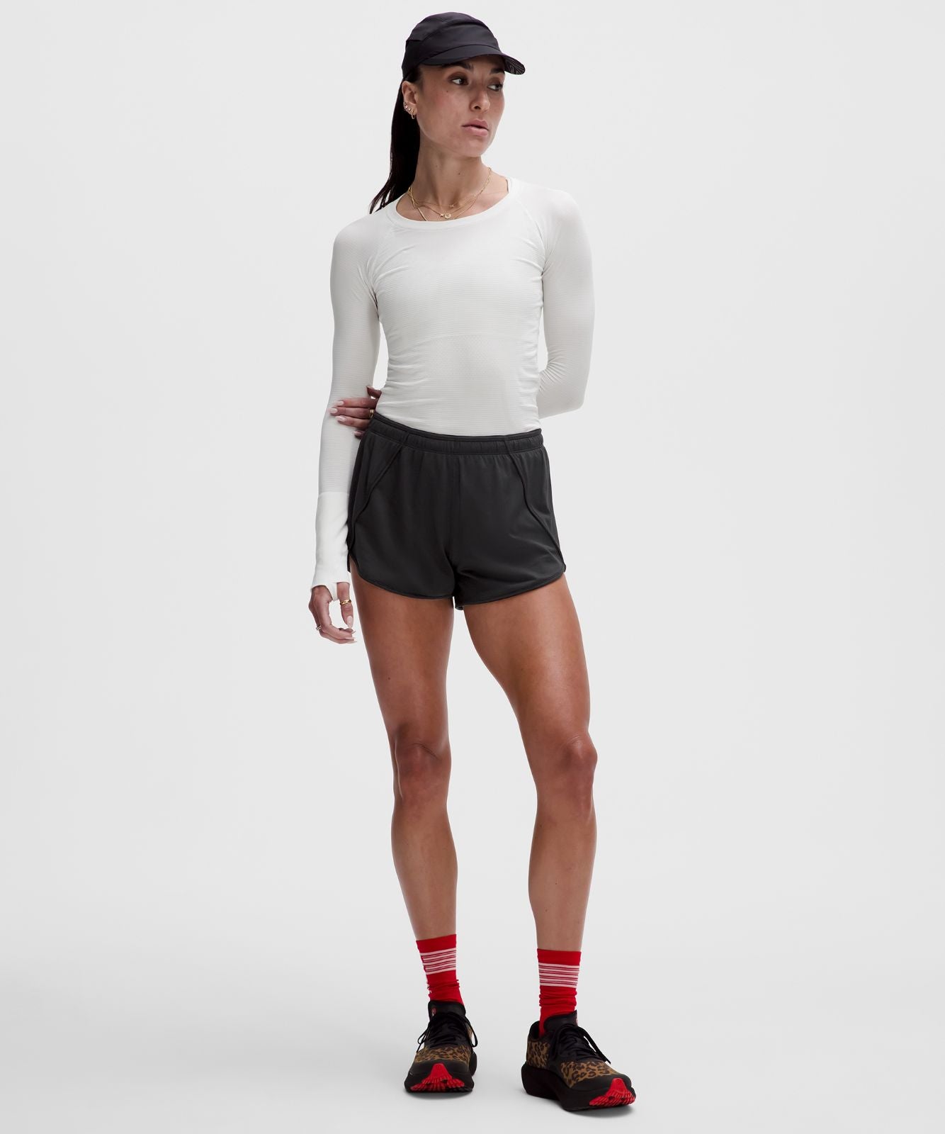 Swiftly Mid-Rise Short 3" Black/Black