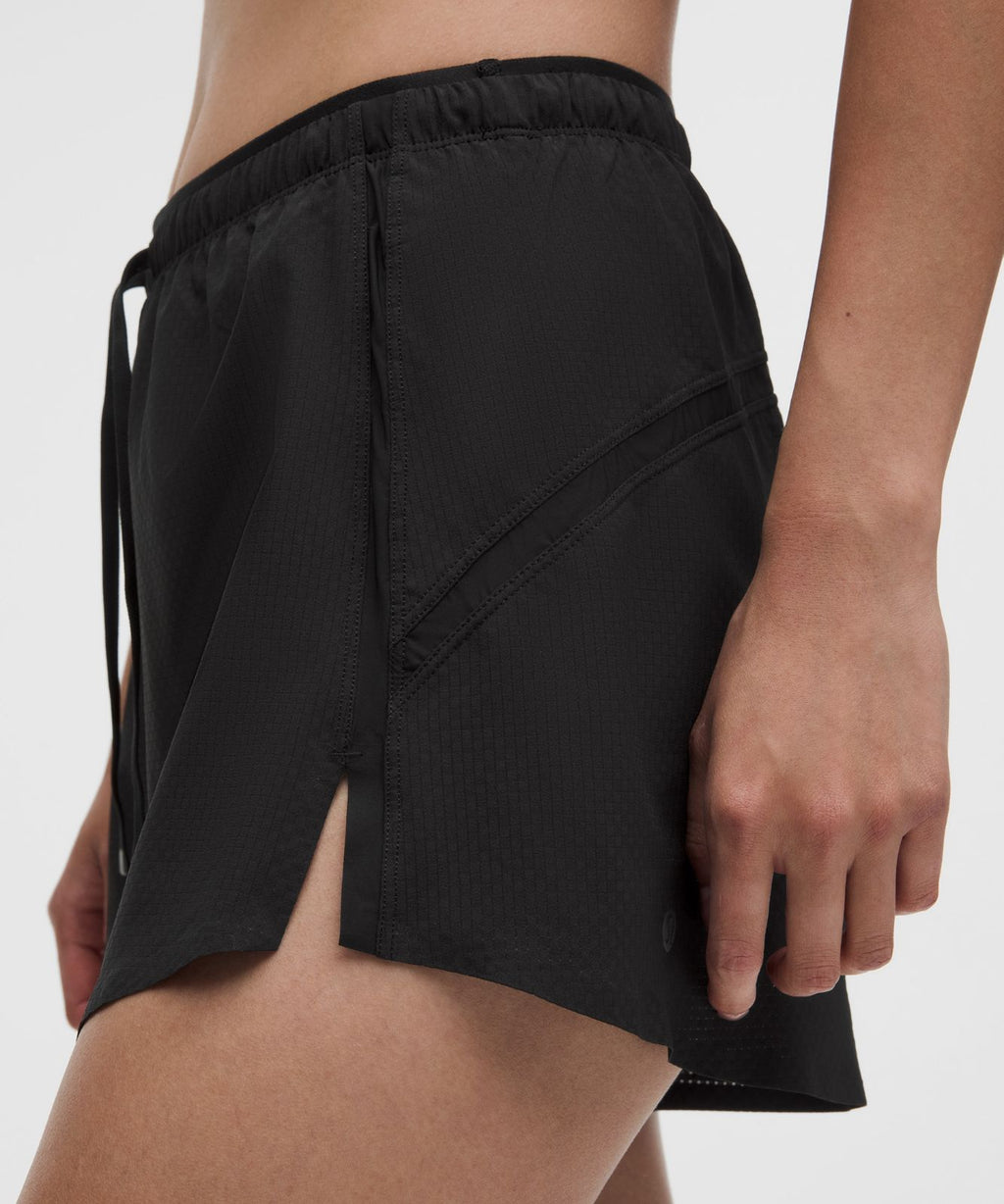 Textured Mesh High-Rise Running Short 2.5" Black