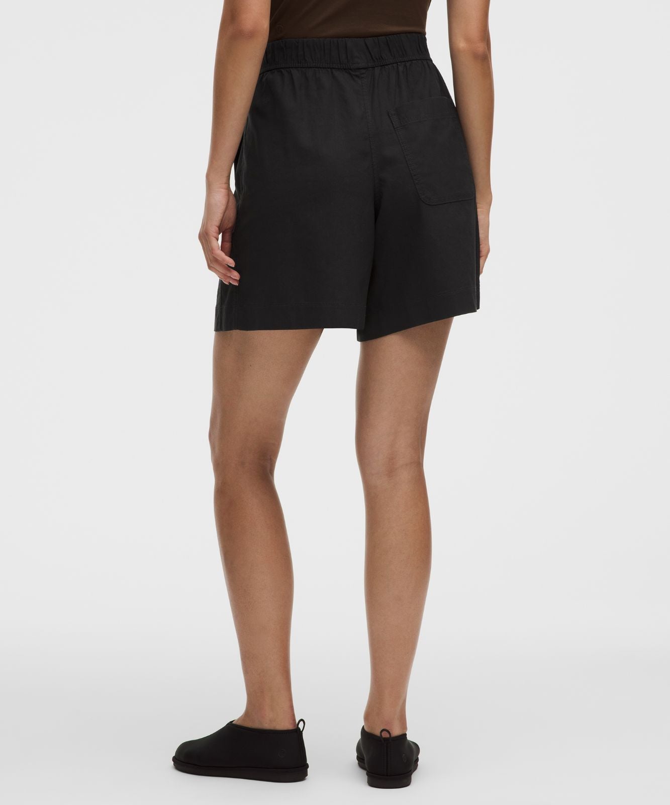 LuluLinen High-Rise Relaxed-Fit Short 7" Black