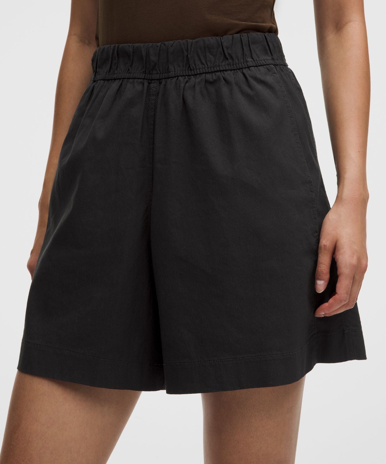 LuluLinen High-Rise Relaxed-Fit Short 7" Black