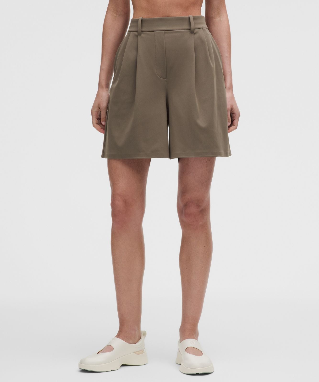 Daydrift Pleated High-Rise Short 7" Nomad