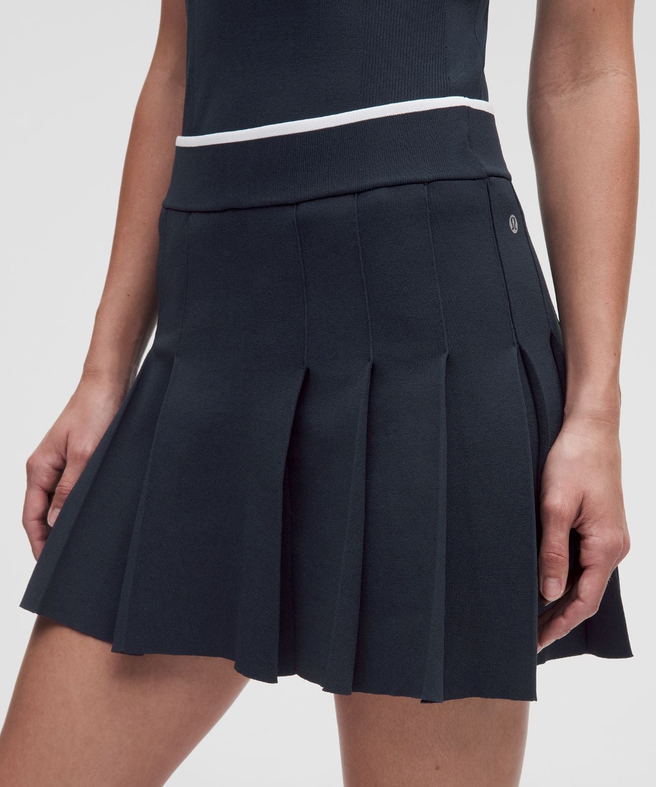 Knit Mid-Rise Pleated Golf Skirt True Navy/White