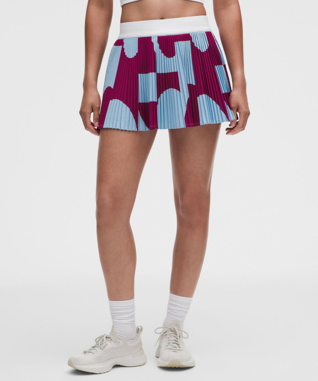 RePleat High-Rise Pleated Tennis Skirt *Contrast Lido Geo Dreamy Blue Pomegranate/White