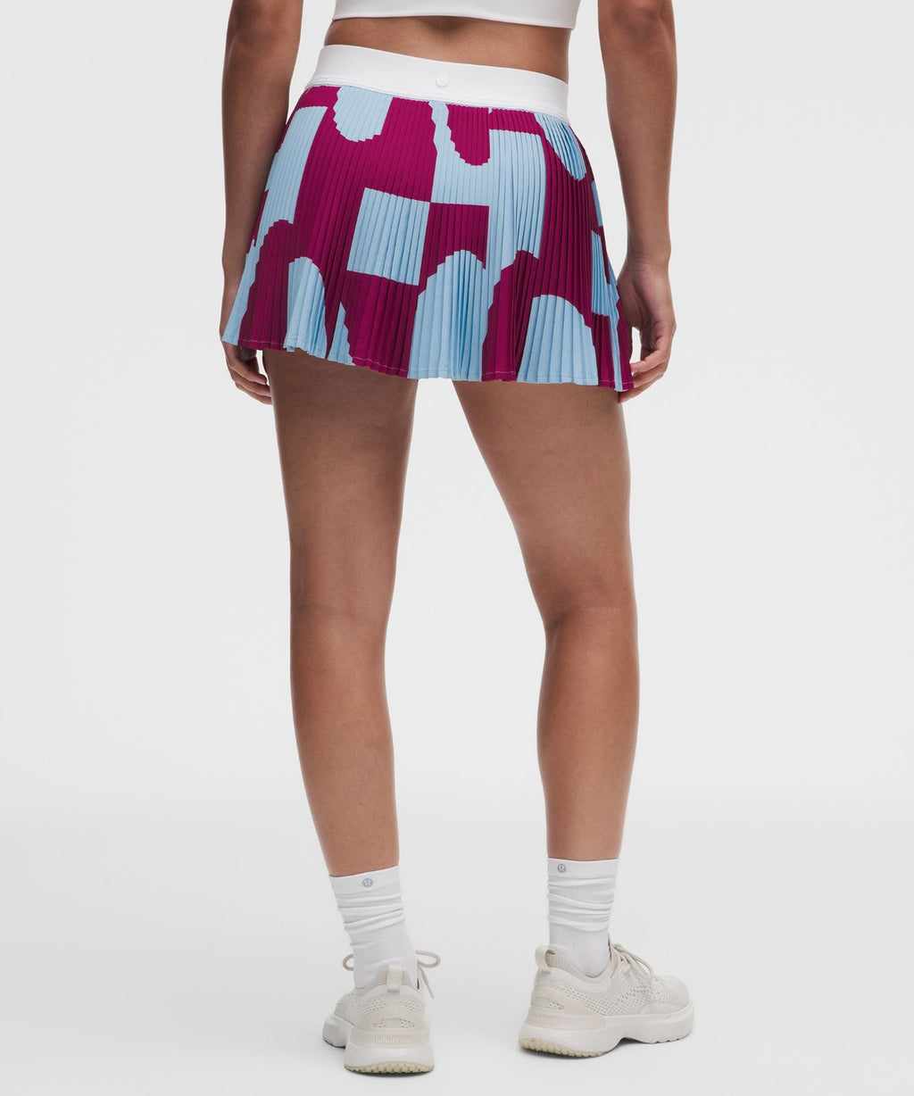 RePleat High-Rise Pleated Tennis Skirt *Contrast Lido Geo Dreamy Blue Pomegranate/White