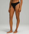 InvisiWear Mid-Rise Thong Underwear Black