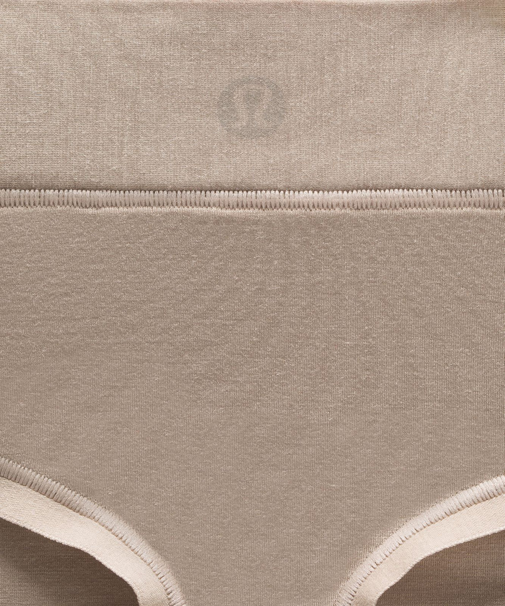 UnderEase High-Rise Thong Underwear *3 Pack Black/Nutmeg/Blissful Pink