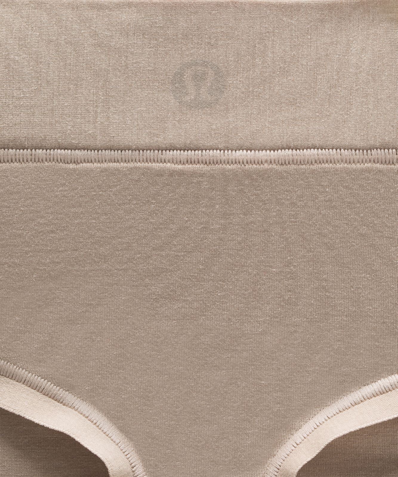 UnderEase High-Rise Thong Underwear *3 Pack Black/Nutmeg/Blissful Pink