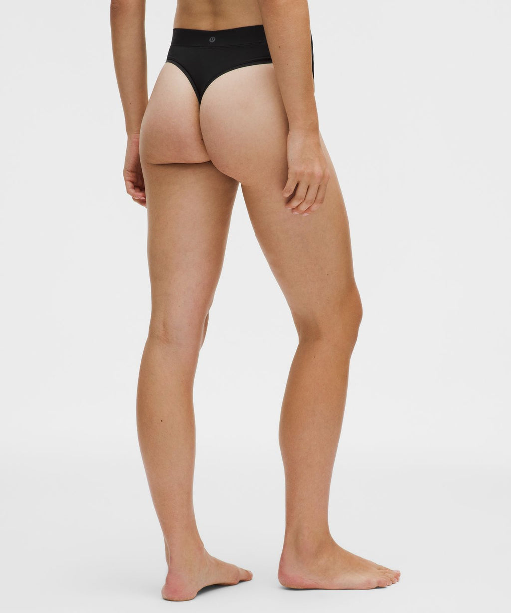UnderEase High-Rise Thong Underwear *3 Pack Black/Irregular Dotty Antique White Graphite Grey/Oxford Red