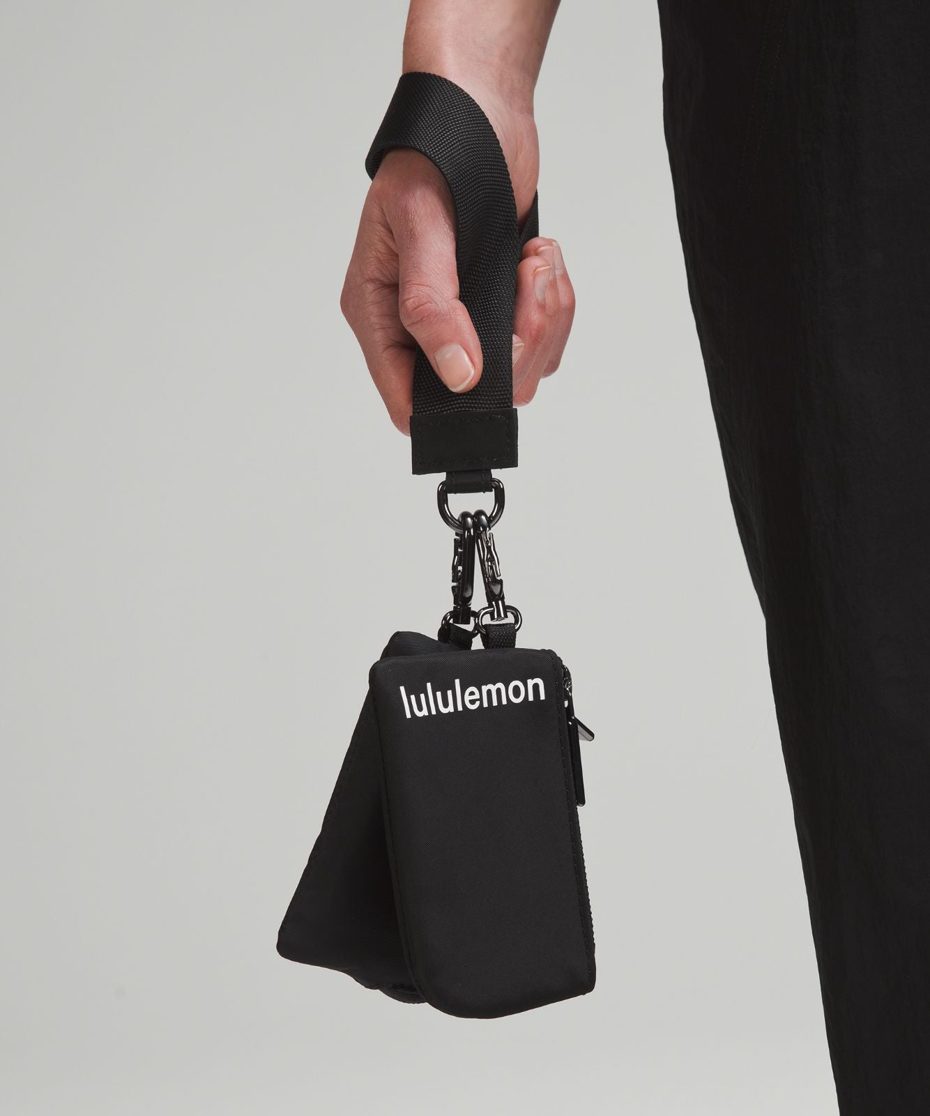 Dual Pouch Wristlet Black