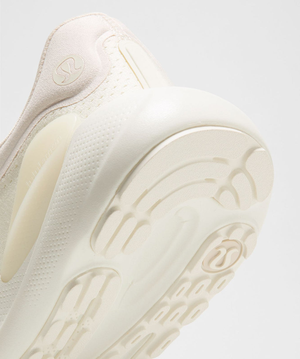 Women's Beyondfeel Running Shoe Breakfast Tea/Coconut Ivory/Coconut Ivory