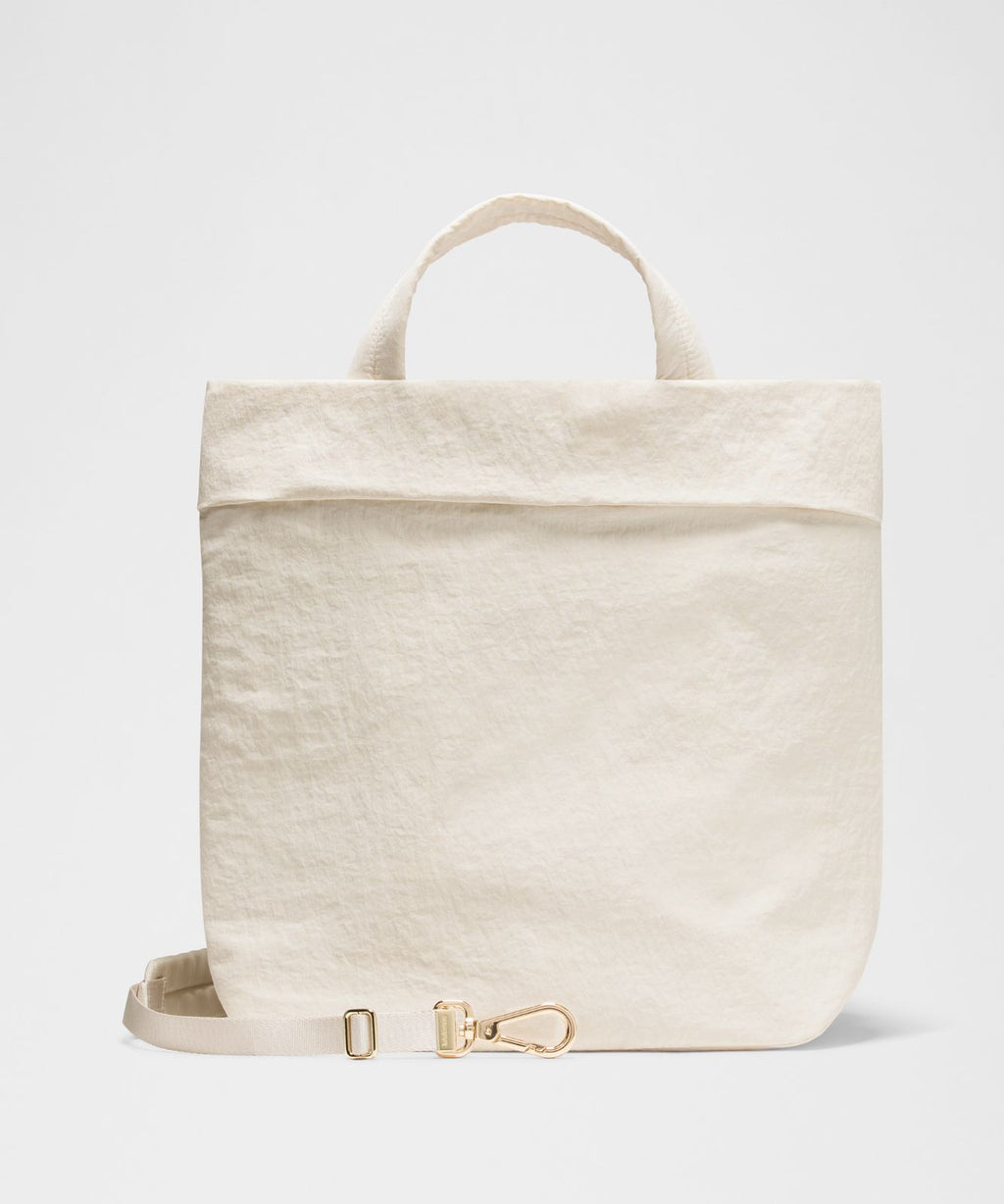 On My Level Tote Bag 20L Light Ivory/Gold