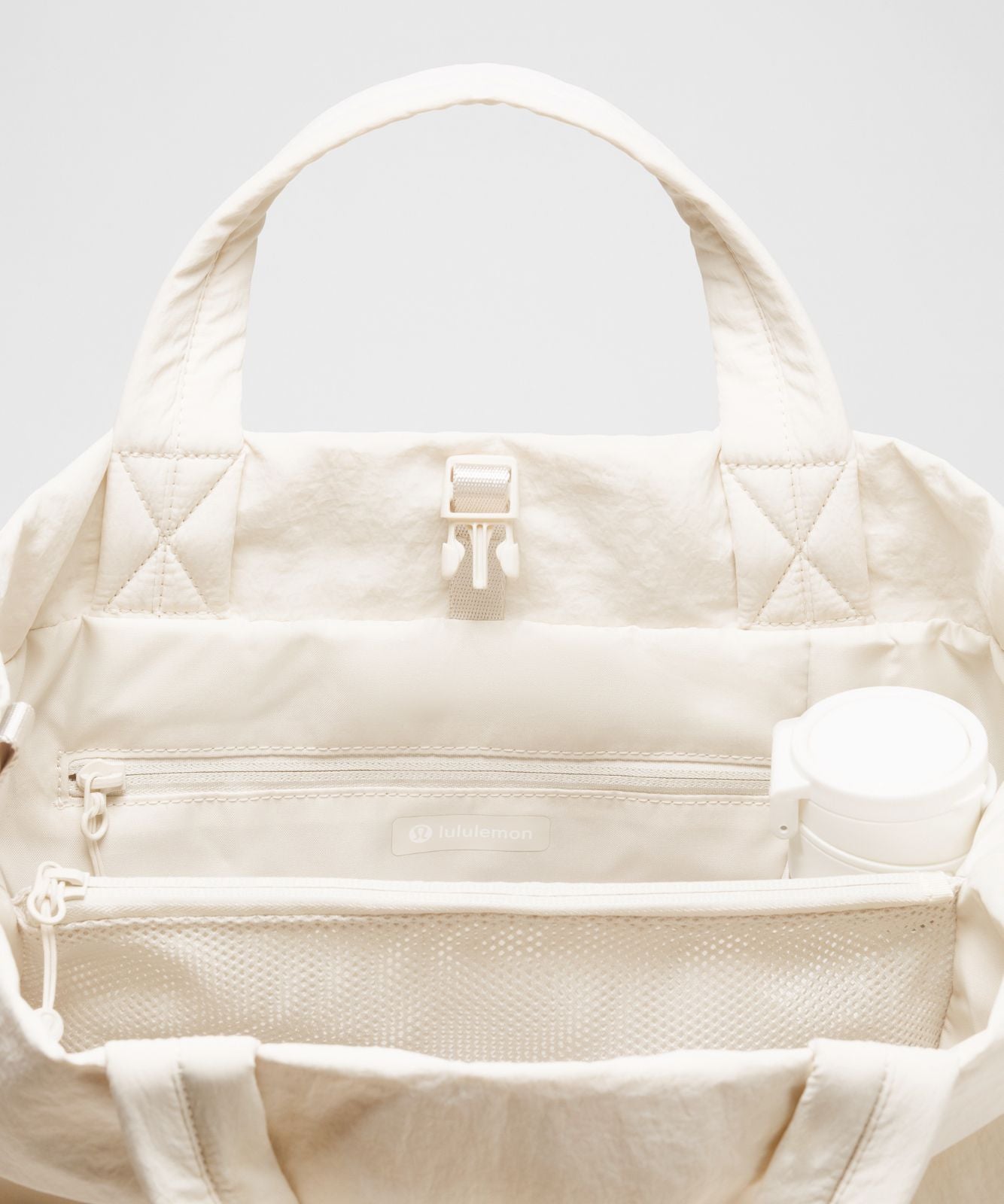 On My Level Tote Bag 20L Light Ivory/Gold