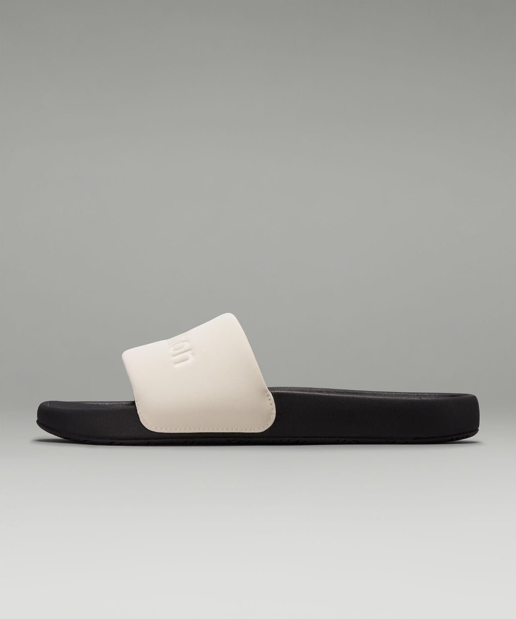 Women's Restfeel Slide *Graphic Light Ivory/Black/Light Ivory