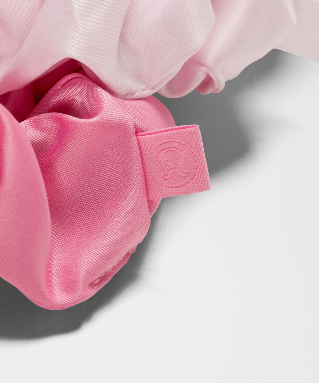Uplifting Scrunchies Satin *3 Pack Candy Cloud/Blissful Pink/Light Ivory