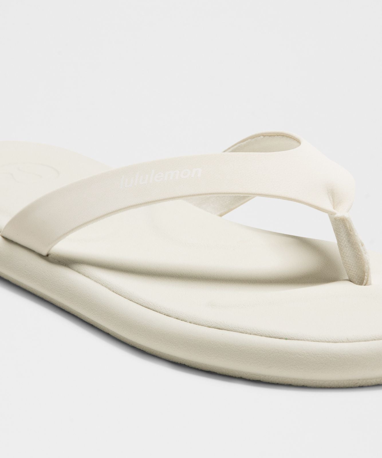Women's Restfeel Flip-Flop Light Ivory/Light Ivory/Light Ivory