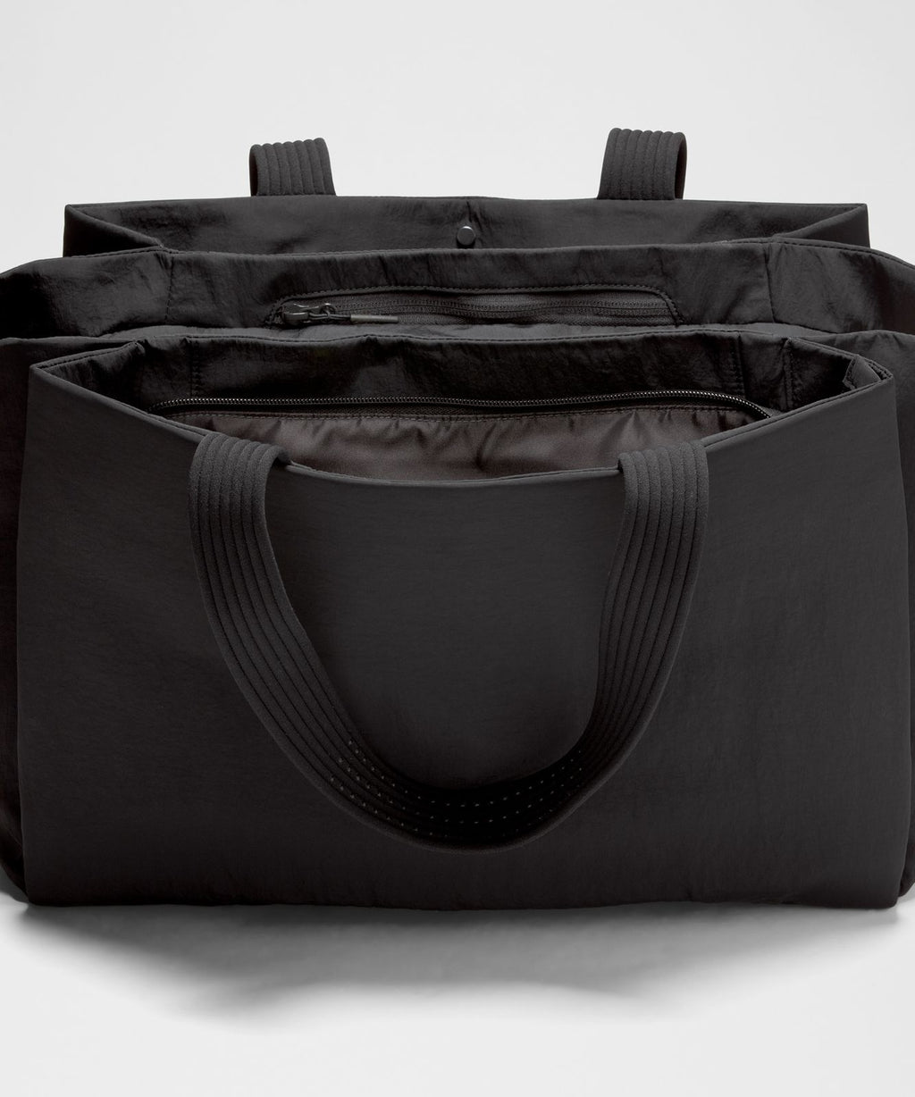Triple Compartment Tote Bag 18L Black