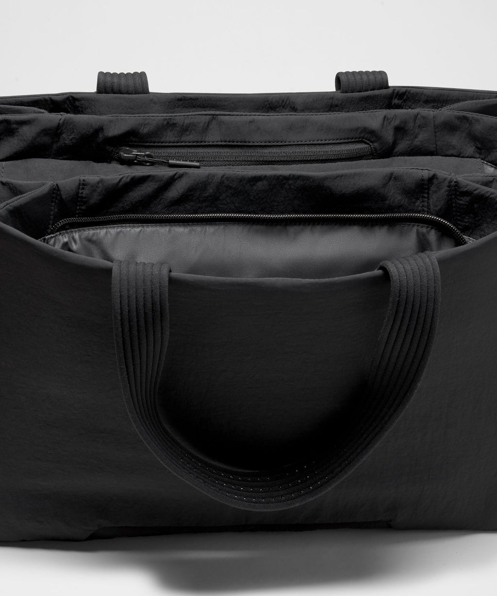 Triple Compartment Tote Bag 18L Black/Graphite Grey/Silver