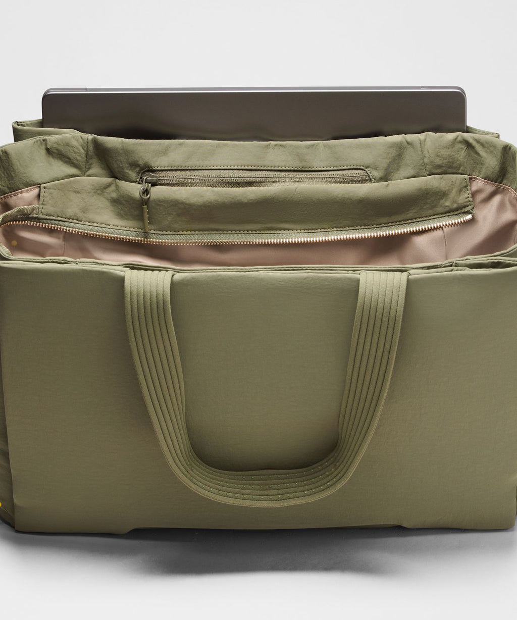 Triple Compartment Tote Bag 18L Bay Leaf