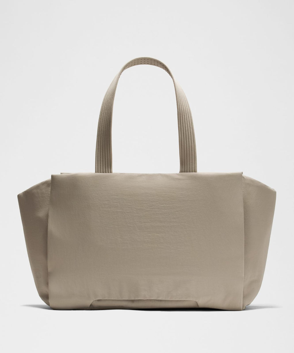 Triple Compartment Tote Bag 18L Warm Ash Grey/Gold