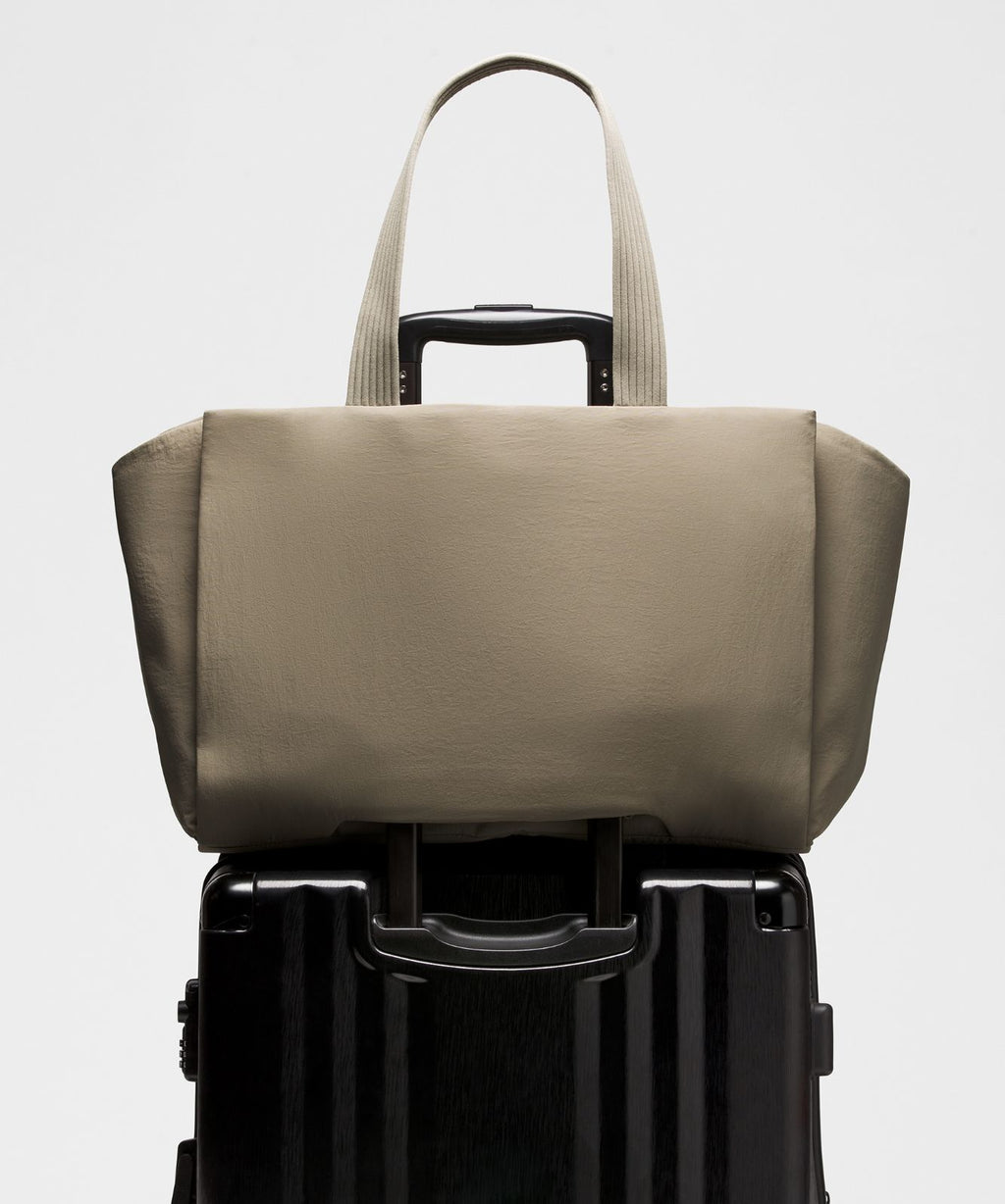 Triple Compartment Tote Bag 18L Cypress Forest/Wacky Khaki/Silver