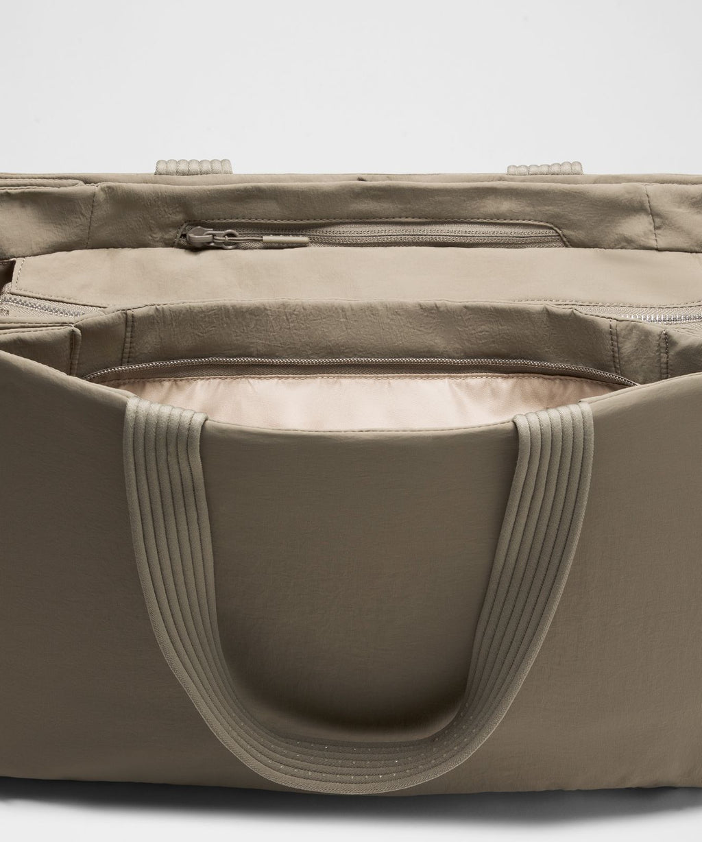 Triple Compartment Tote Bag 18L Cypress Forest/Wacky Khaki/Silver