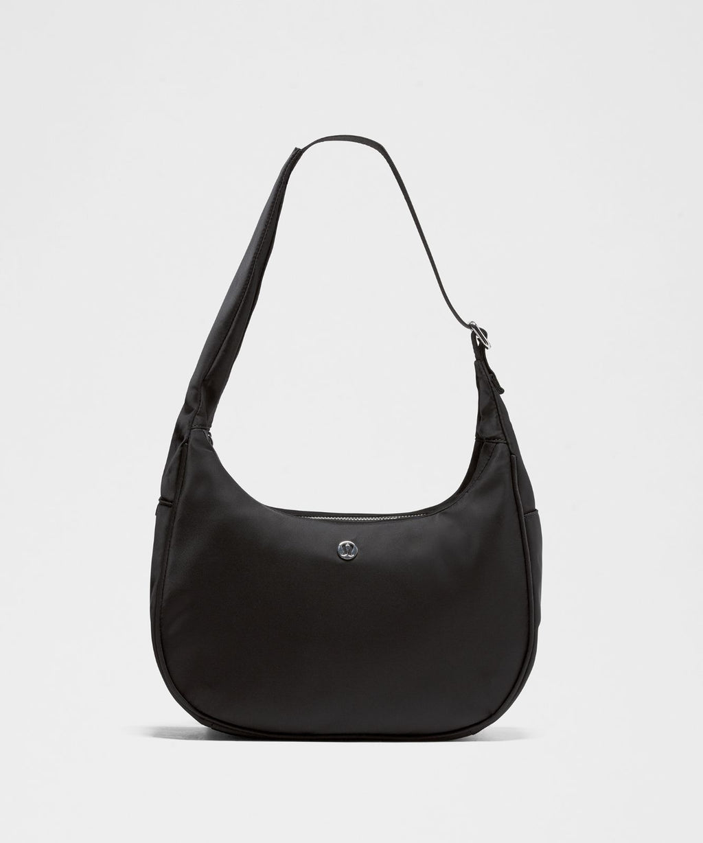 City Essentials Shoulder Bag 4L Black