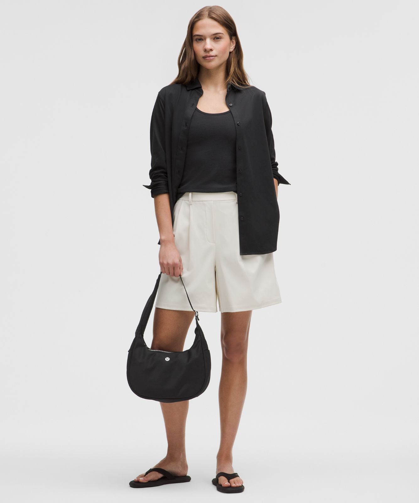City Essentials Shoulder Bag 4L Black