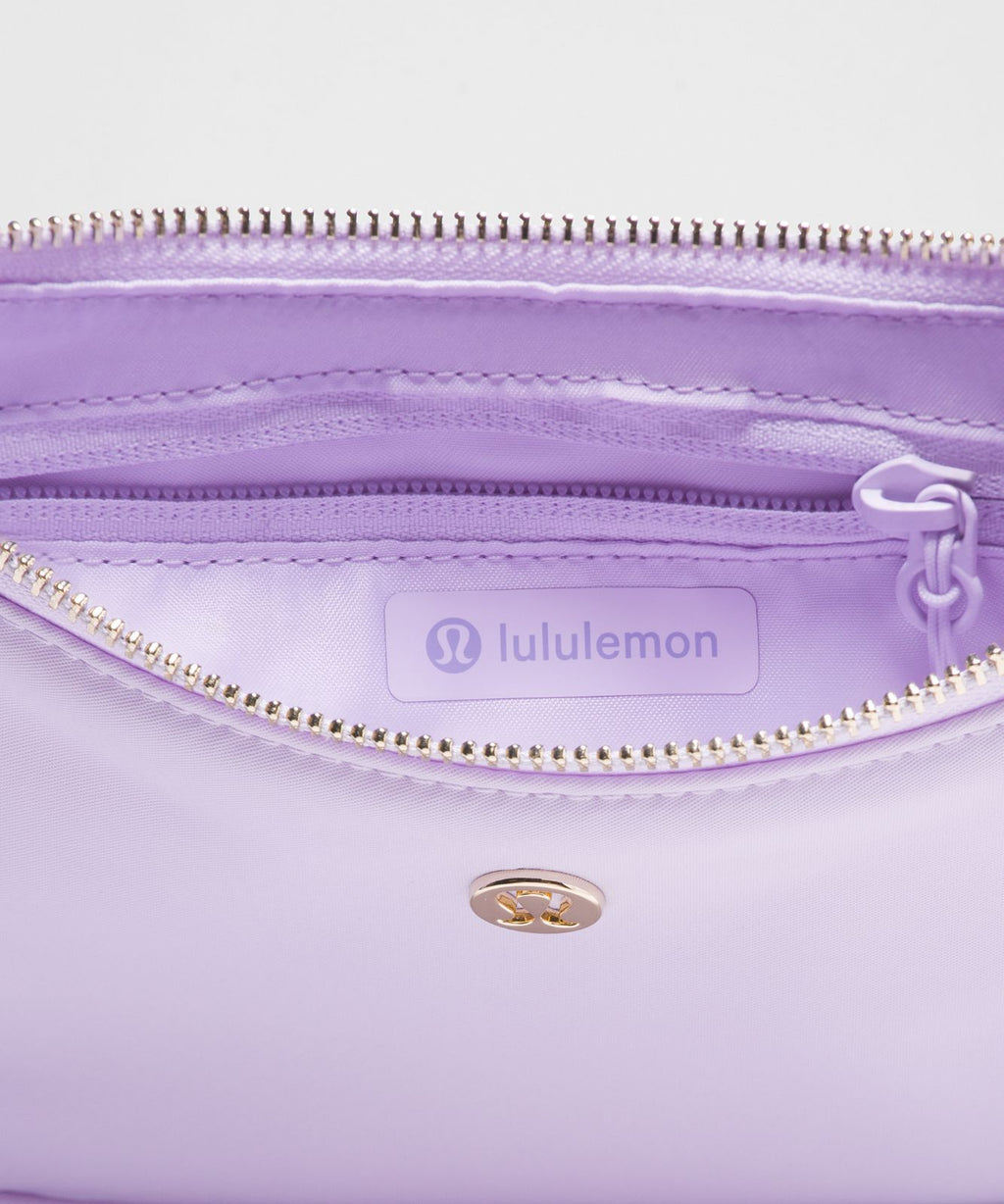 City Essentials Mini Shoulder Bag 1L Lavender Frost