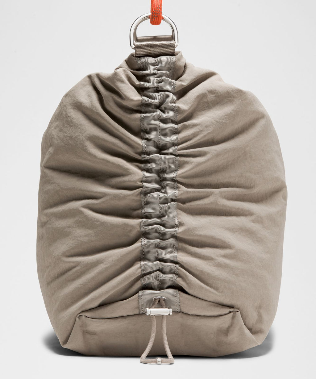 Convertible Ruched Crossbody Bag *Large 16L Warm Ash Grey/Sunburst Orange