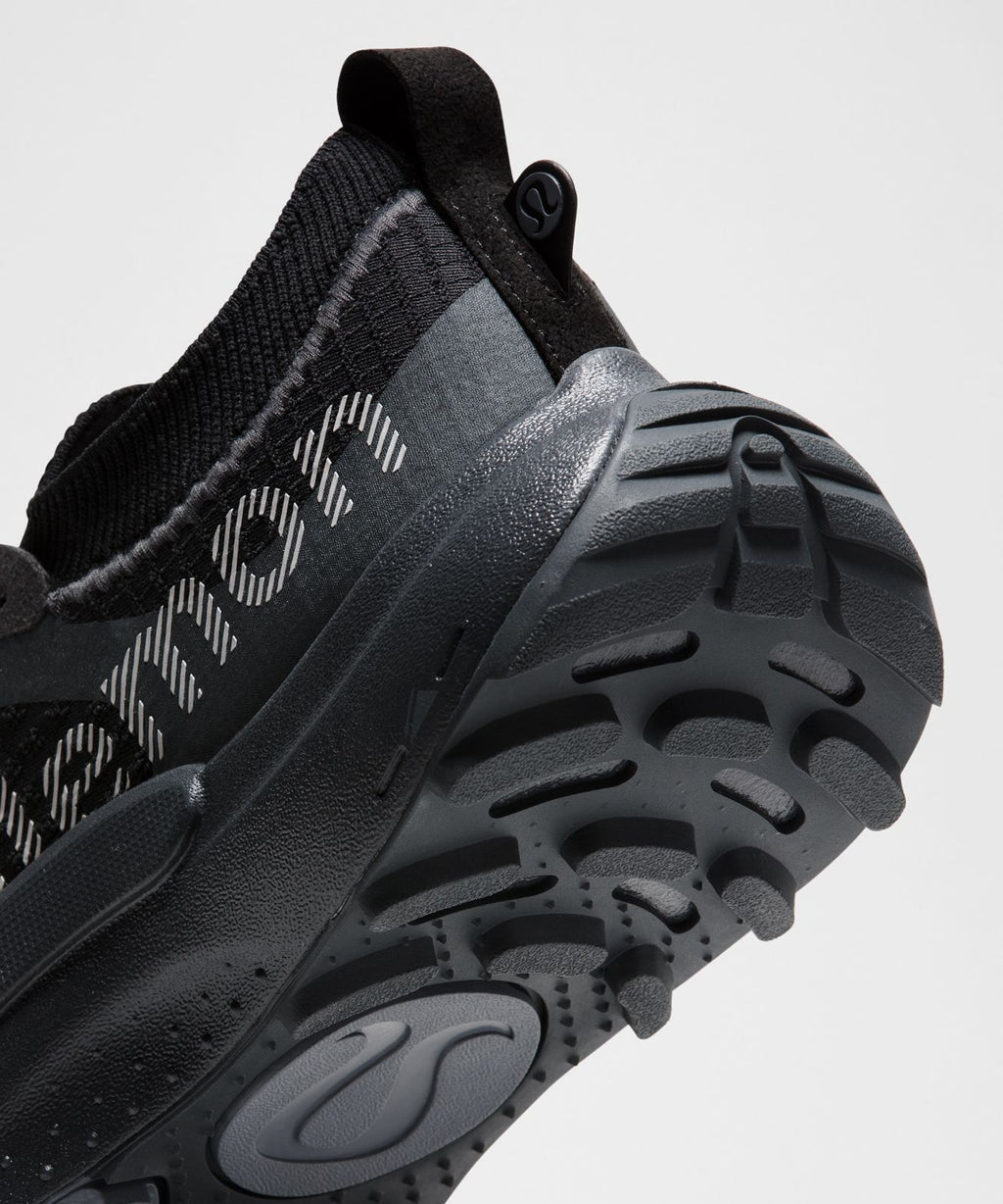 Women's Wildfeel Trail Running Shoe Black/Coal/Light Vapor