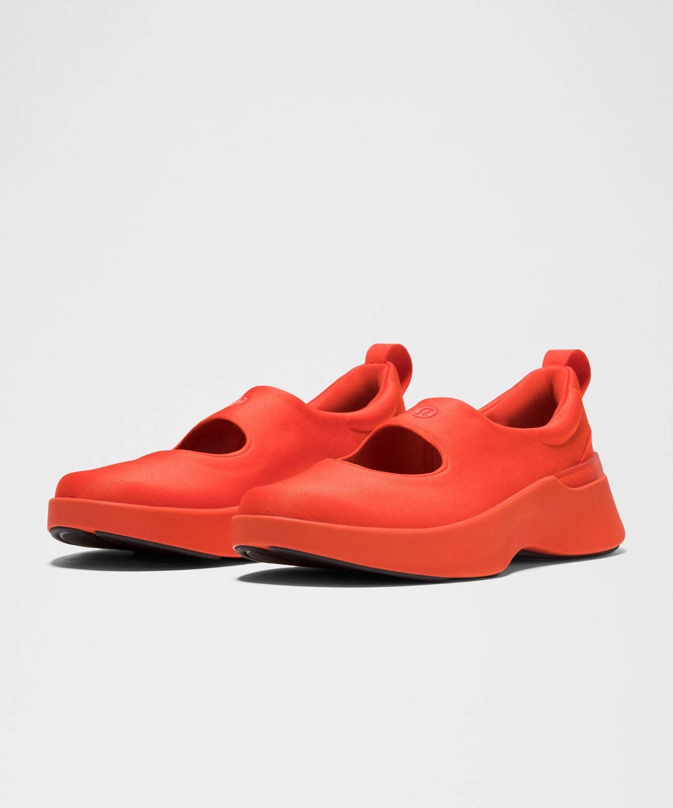 Women's Mary Train Sneaker Cherry Ember/Cherry Ember/Black
