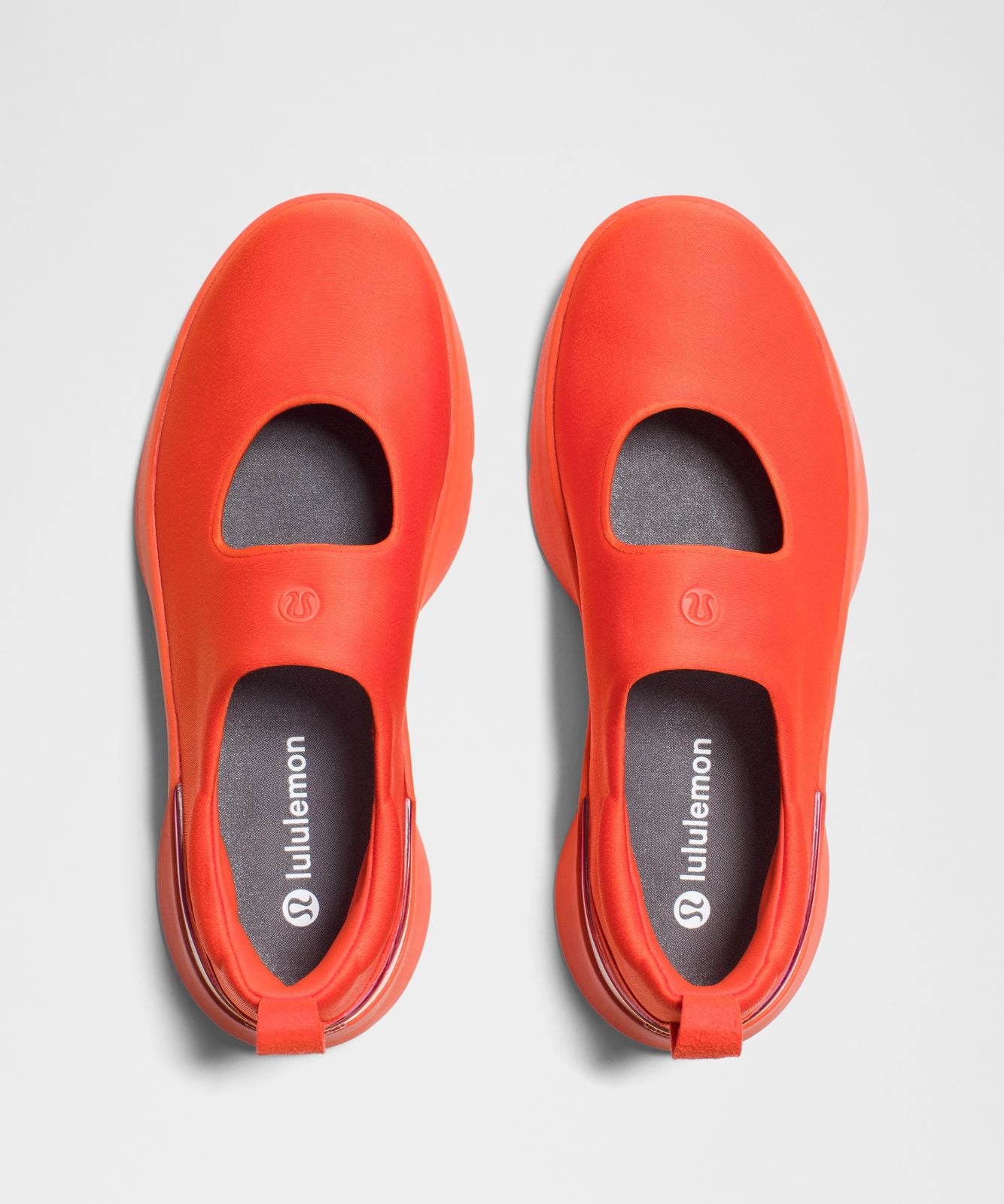 Women's Mary Train Sneaker Cherry Ember/Cherry Ember/Black