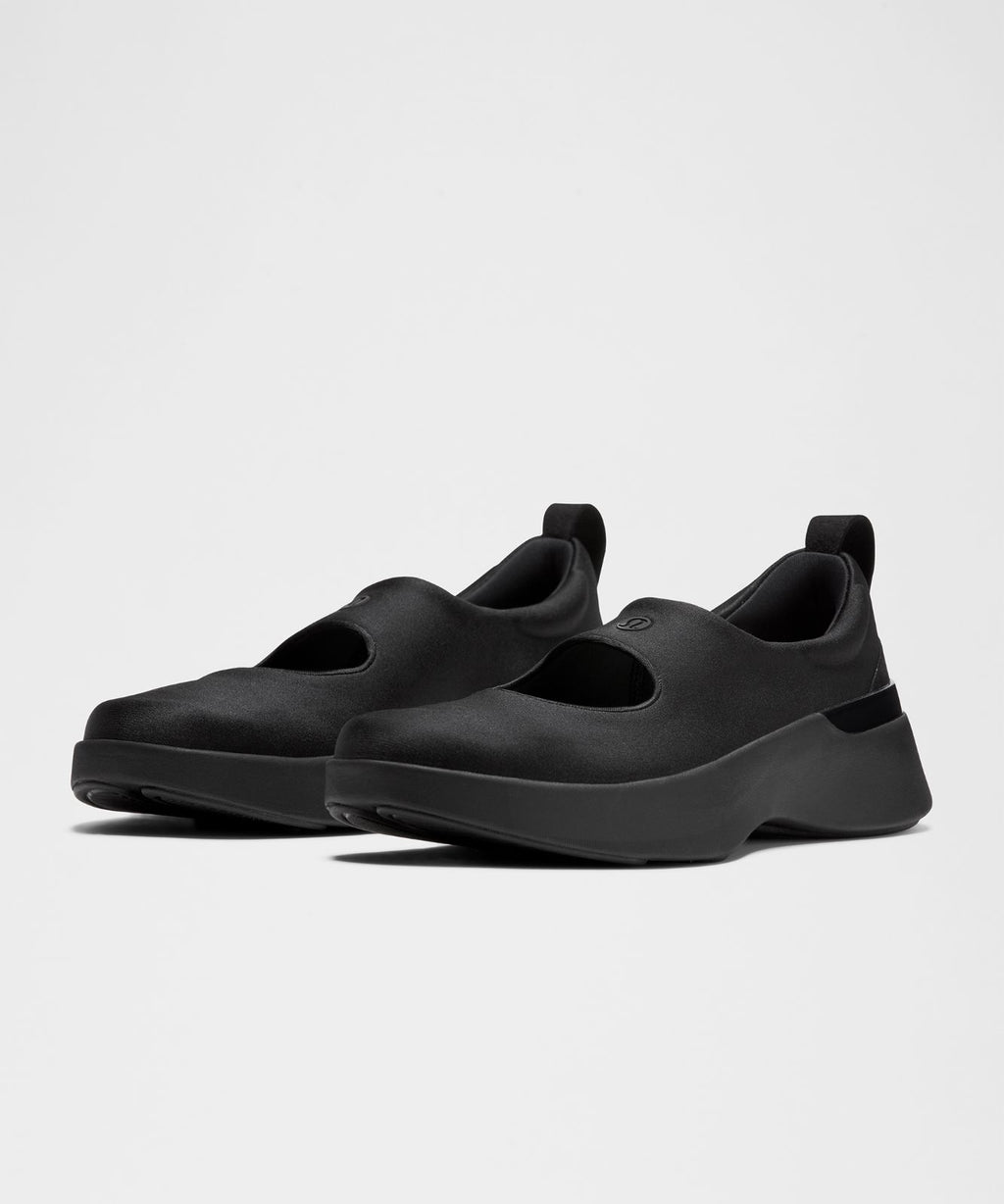 Women's Mary Train Sneaker Black/Black/Black