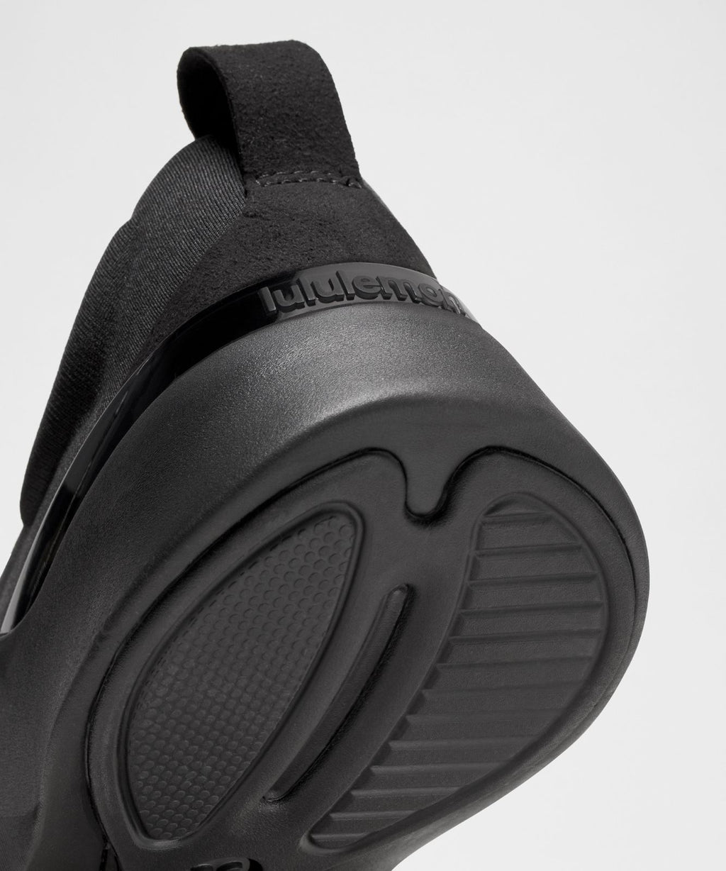 Women's Mary Train Sneaker Black/Black/Black