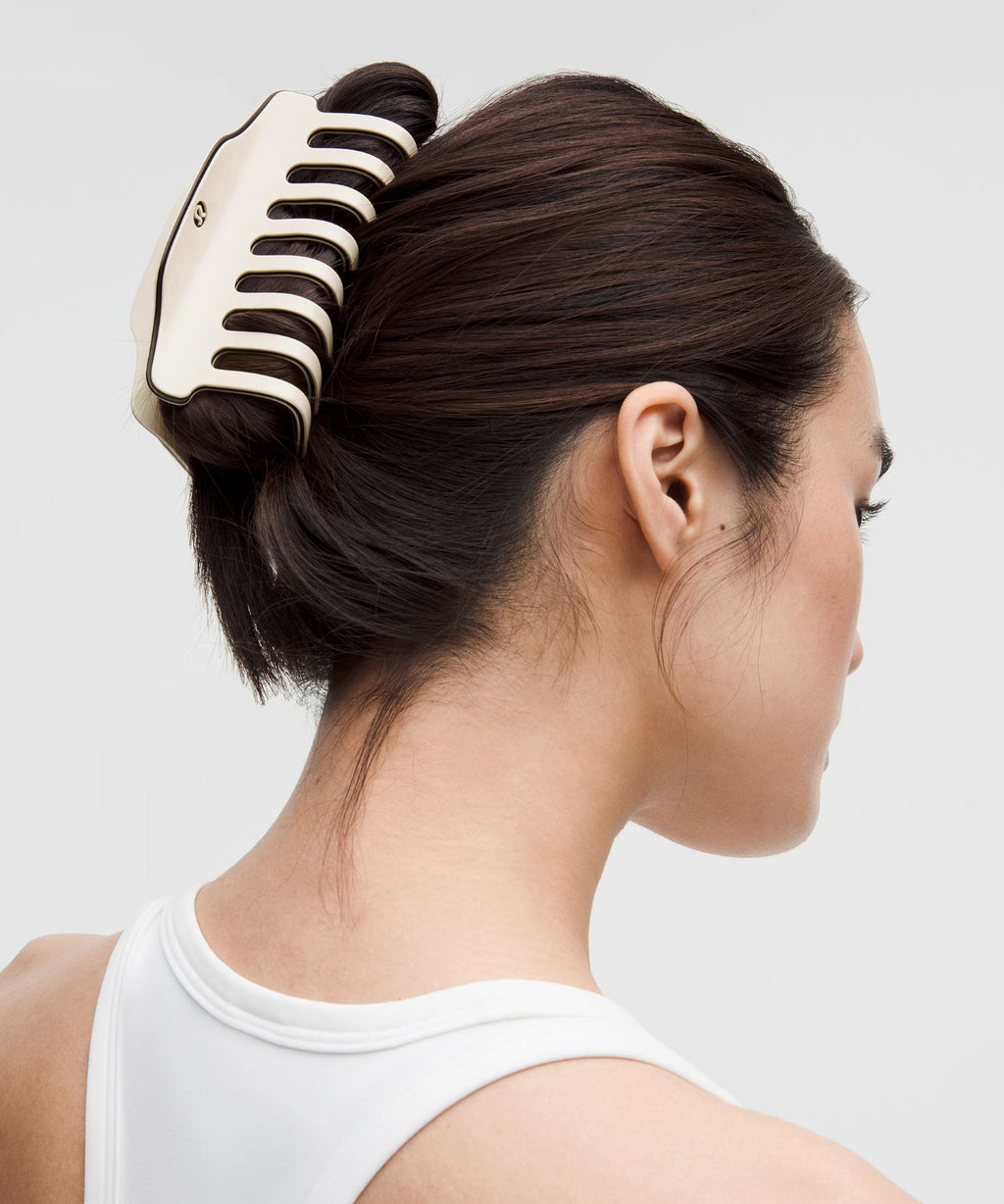 Jumbo Claw Clip Light Ivory/Black