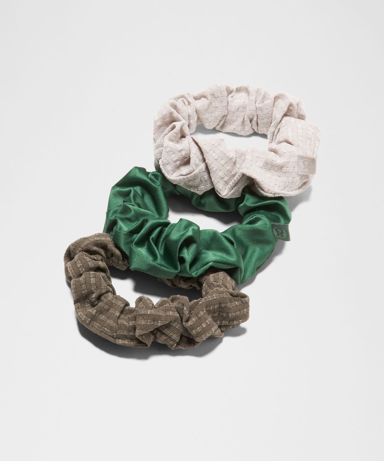 Uplifting Scrunchies 3 Pack *Seersucker WovenAir Olive Brown/Ivy Grove/Downtown Tan