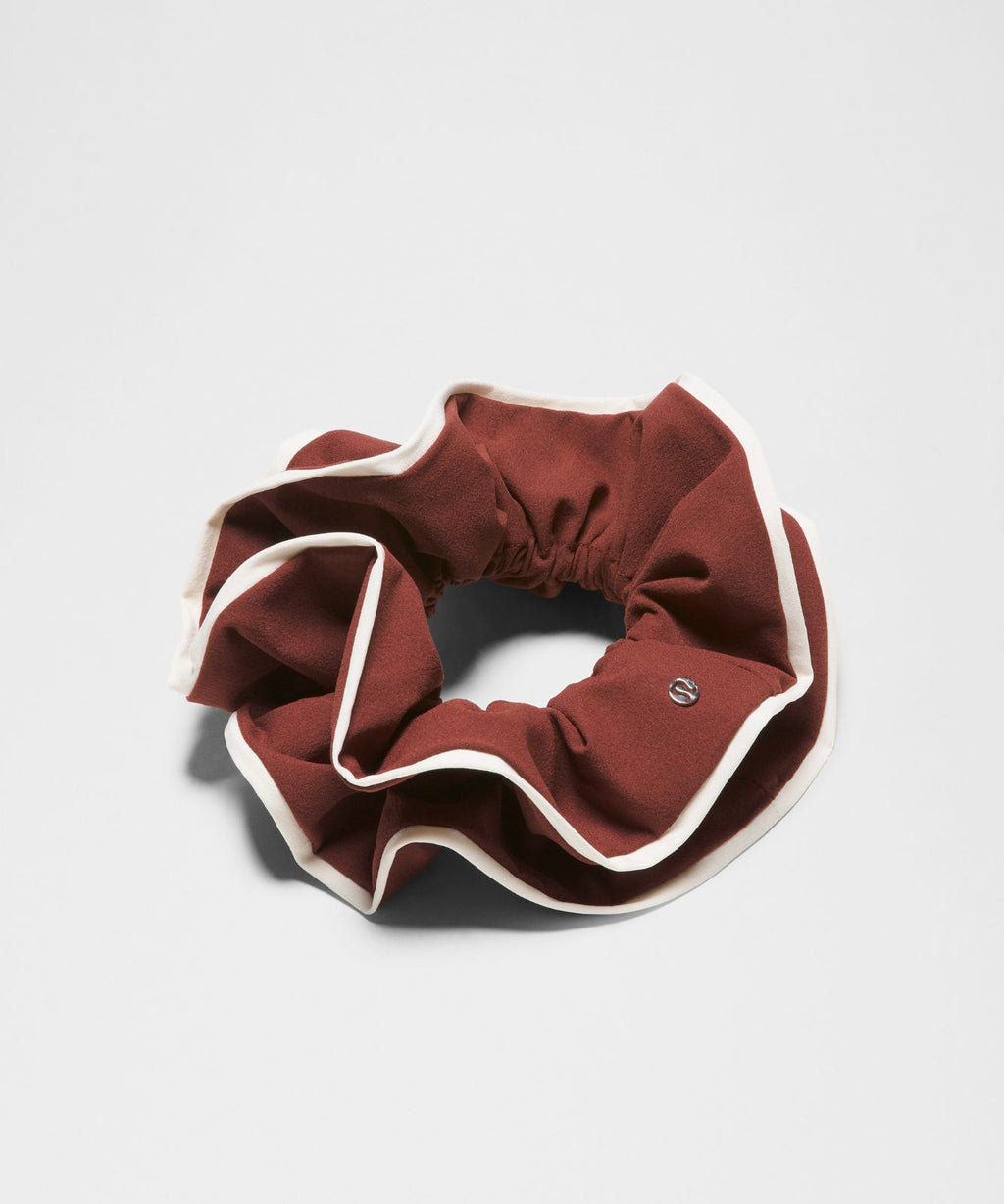 Uplifting Scrunchie *Ruffle Cranberry Charm/Light Ivory