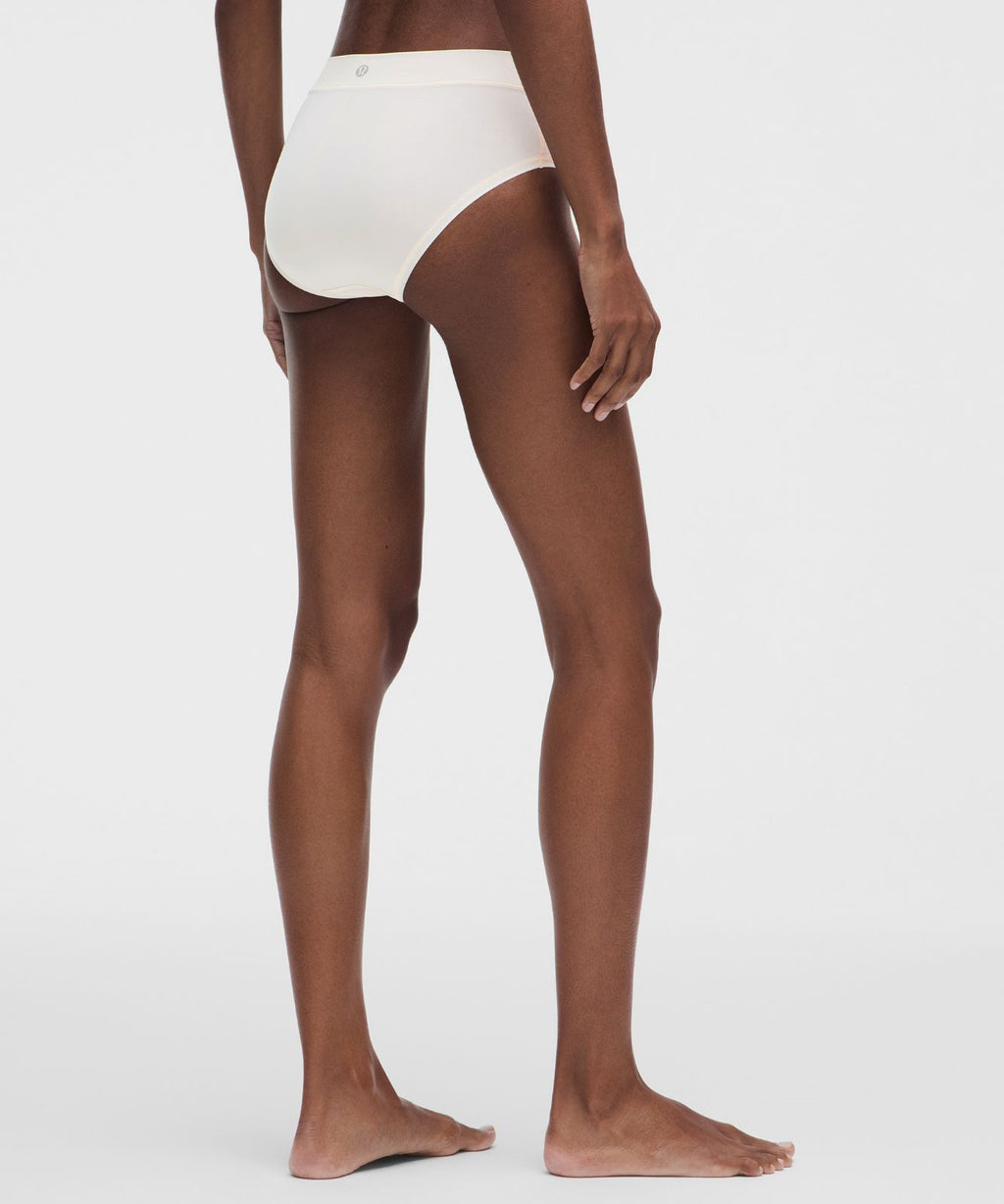 UnderEase High-Rise Bikini Underwear *3 Pack Light Ivory/Lilac Play/Meadow Haze
