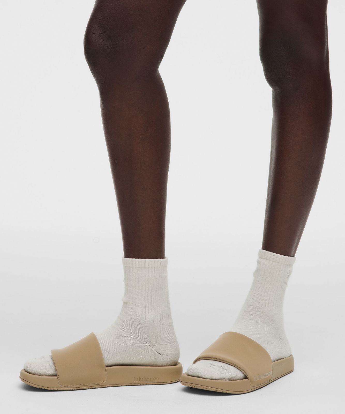 Women's Restfeel Slide Oakwood Tan/Oakwood Tan/Oakwood Tan