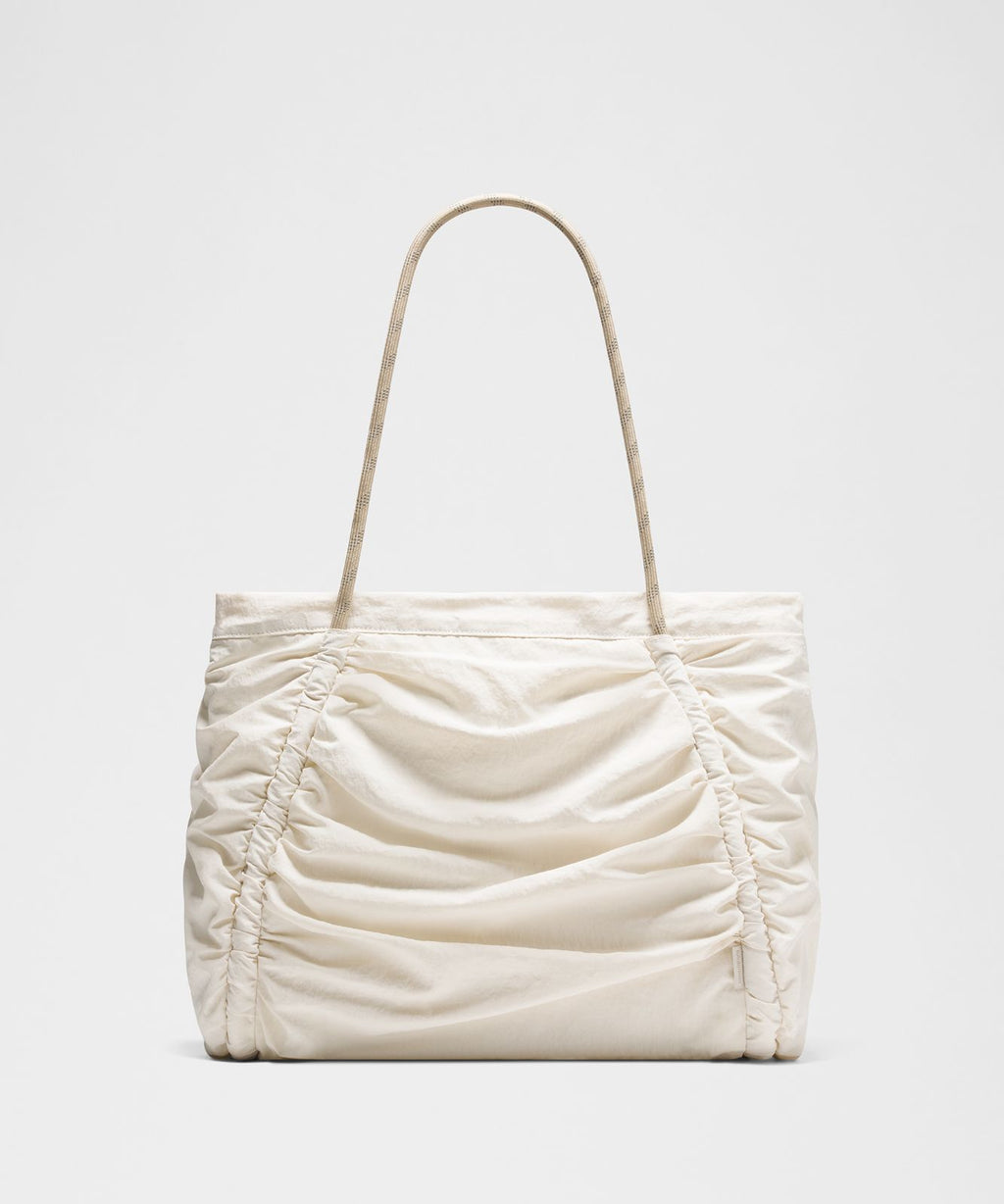 Ruched Tote Bag 24L Light Ivory/Wacky Khaki/Gold