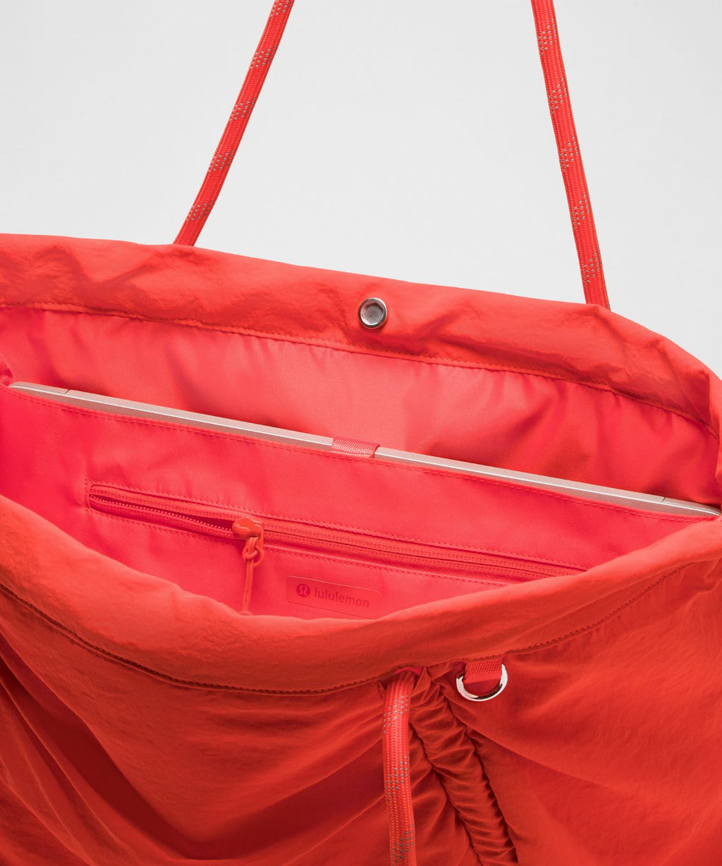 Ruched Tote Bag 24L Cherry Ember/Silver