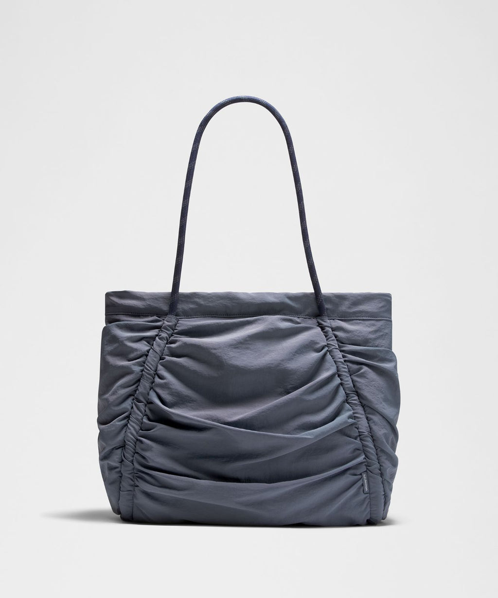 Ruched Tote Bag 24L Dusty Diamond/True Navy/Silver