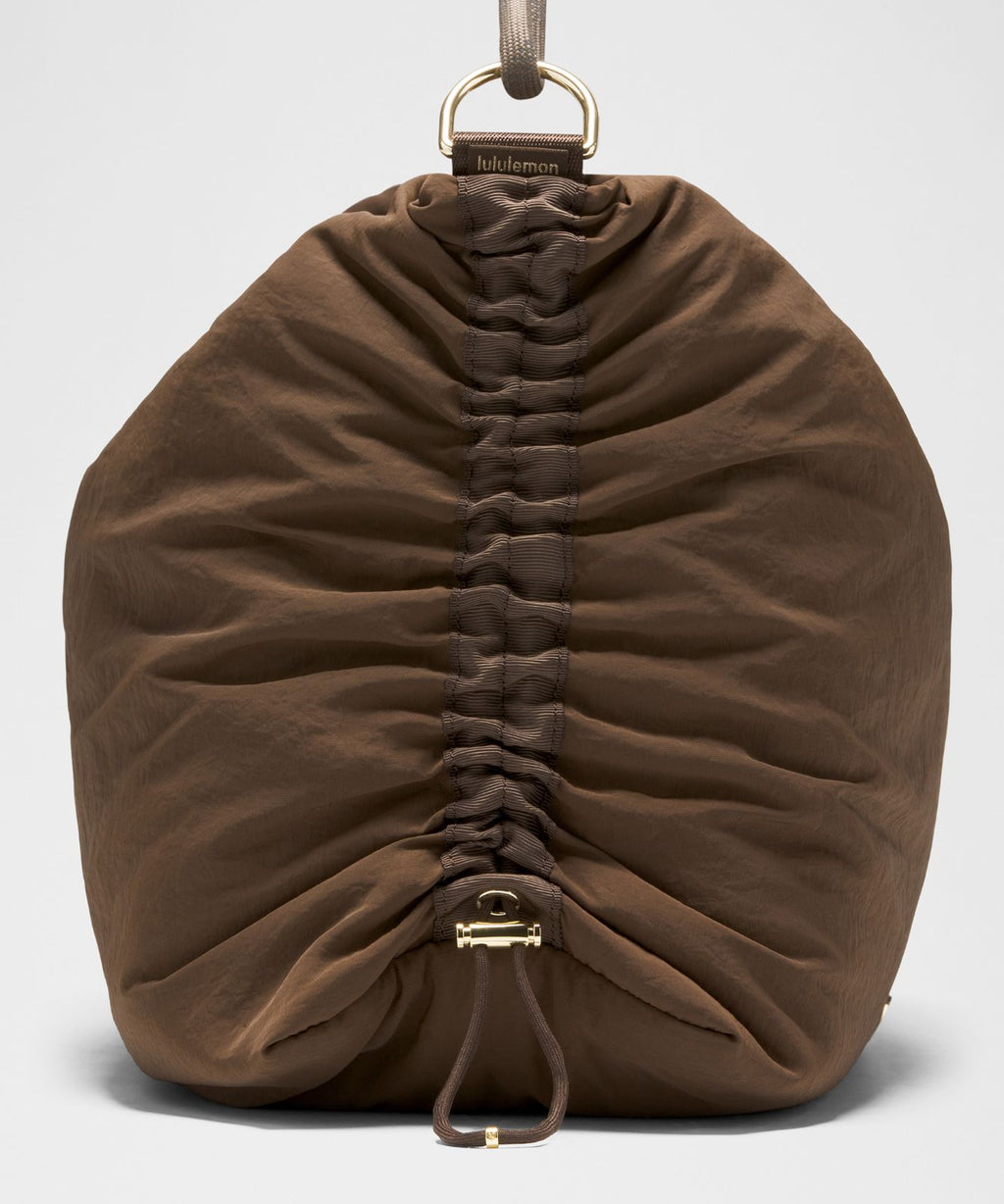 Convertible Ruched Crossbody Bag *Large 16L Walnut Crunch/Nomad/Gold