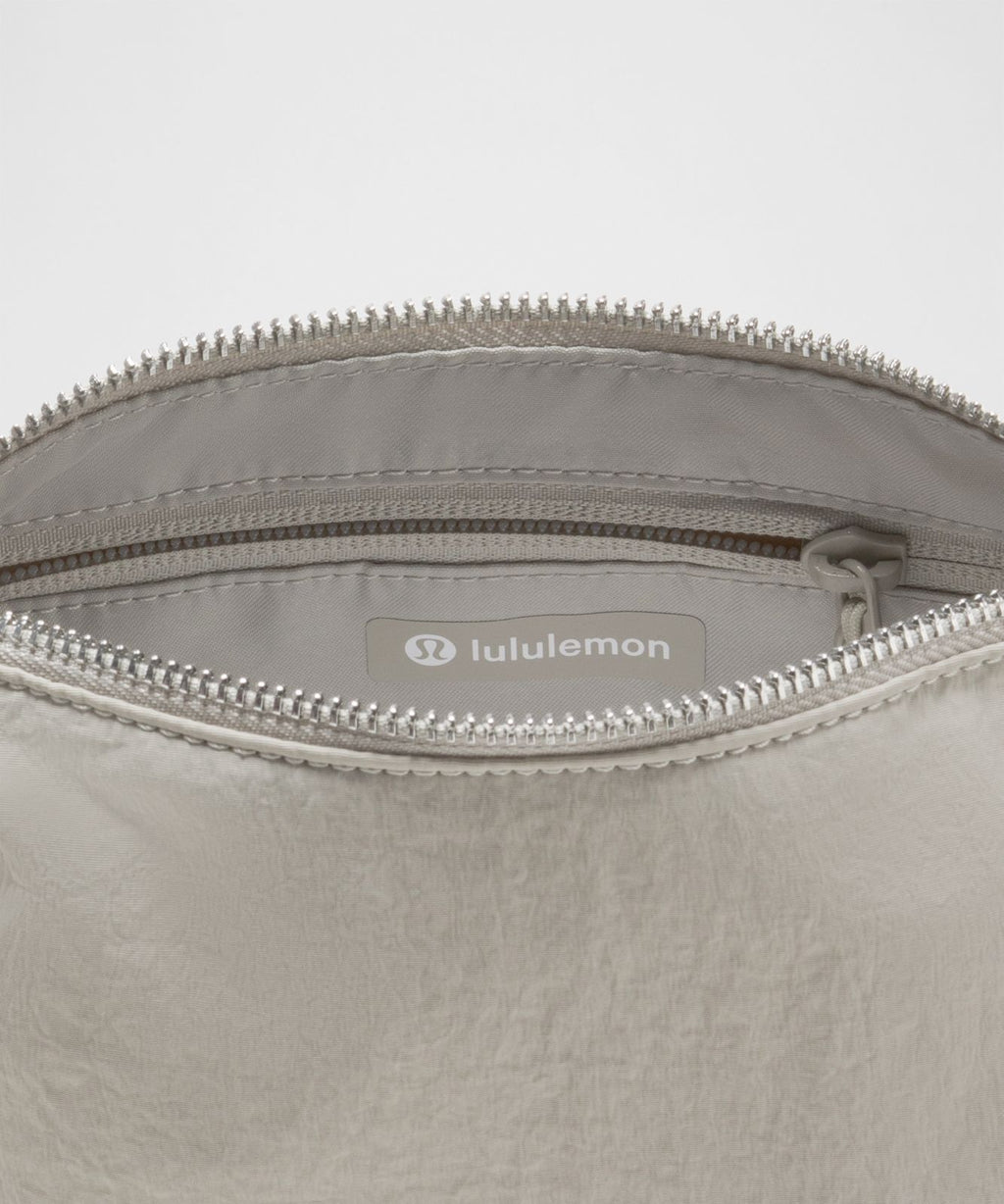Ruched Shoulder Bag Mini 1.5L Hailstone Grey/Asphalt Grey/Silver